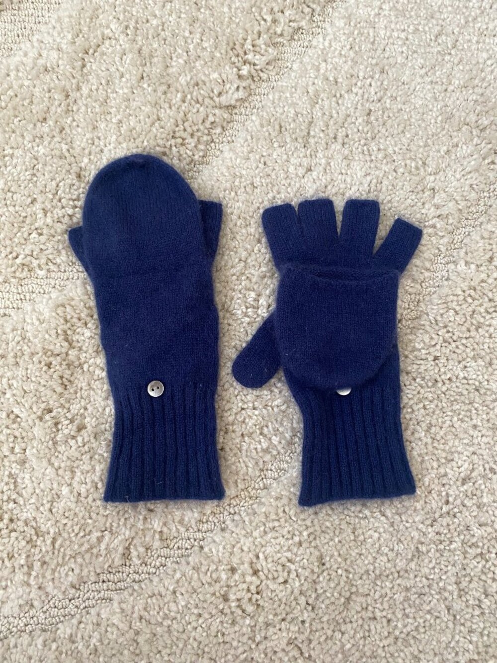 Hill House Cashmere Glovelettes Blue